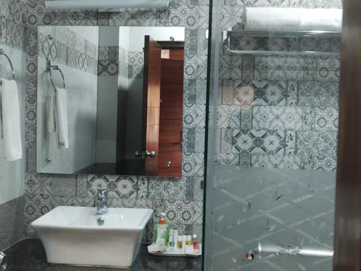 Dharamshala Paradise Sheela المظهر الخارجي الصورة